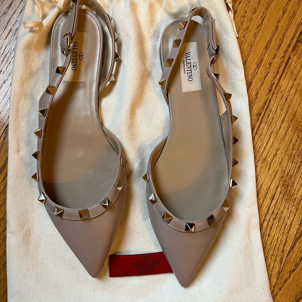 Valentino nude Beige Studded Slingback Flats